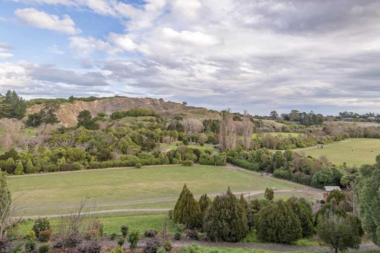 Photo of property in 10 Songpa Street, Halswell, Christchurch, 8025