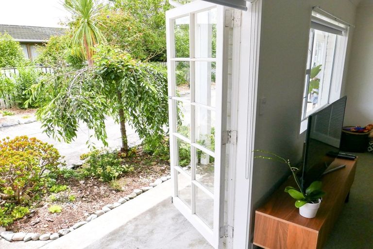 Photo of property in 20a Oriwa Street, Waikanae, 5036