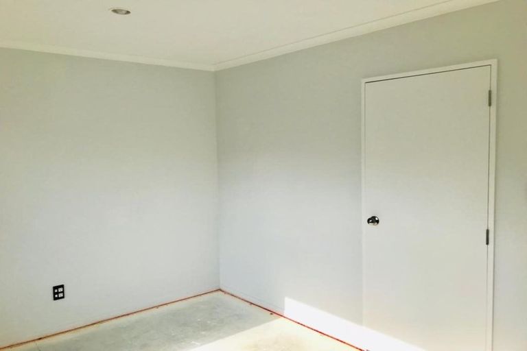 Photo of property in 66 De Havilland Drive, Goodwood Heights, Auckland, 2105