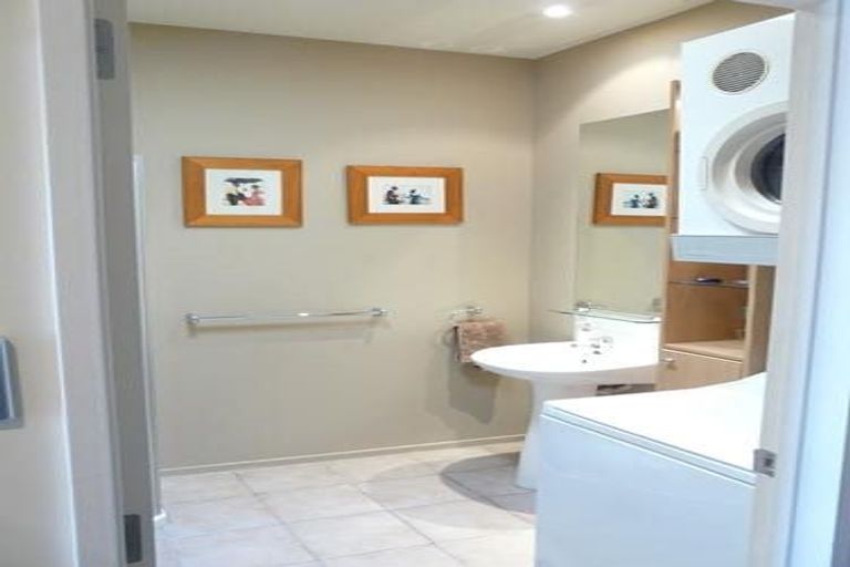 Photo of property in 24 Norrie Avenue, Raglan, 3225