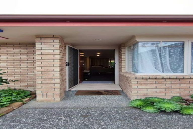 Photo of property in 3 Lantern Court, Henderson, Auckland, 0612