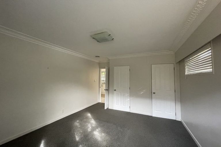 Photo of property in 1/30 Alamein Avenue, Belmont, Auckland, 0622