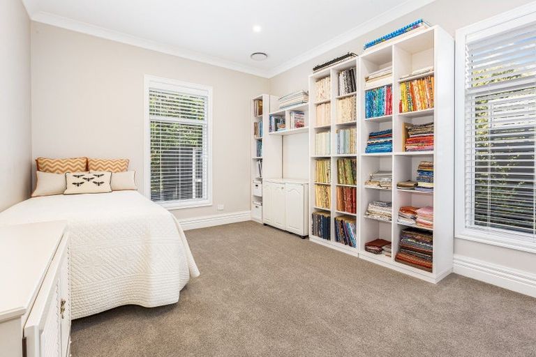 Photo of property in 35b Awanui Drive, Waikanae, 5036