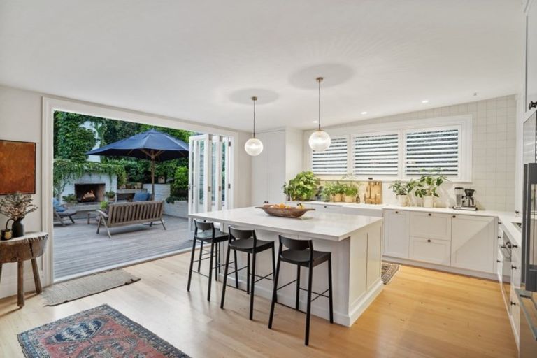 Photo of property in 8 Schofield Street, Grey Lynn, Auckland, 1021