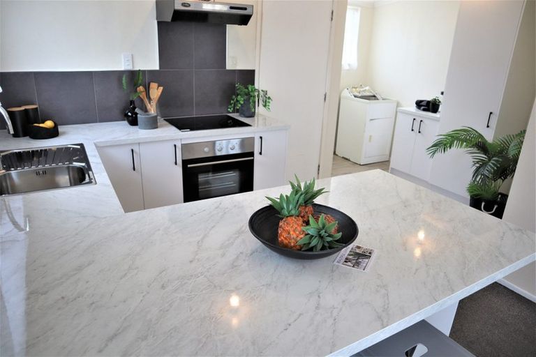 Photo of property in 70 Langley Avenue, Milson, Palmerston North, 4414