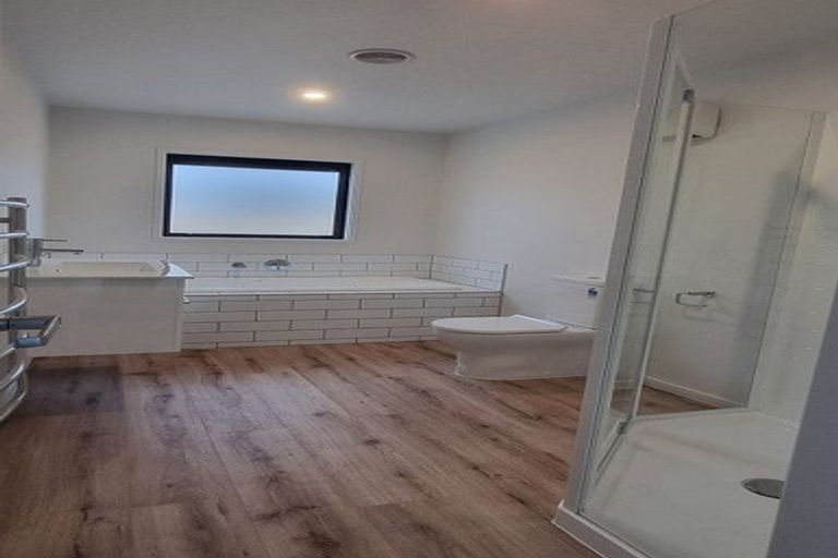 Photo of property in 8 Cheviot Street, Jacks Point, 9371