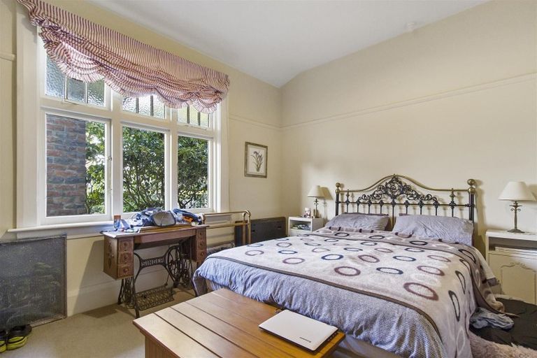 Photo of property in 17 Parsonage Road, Waimate, 7924