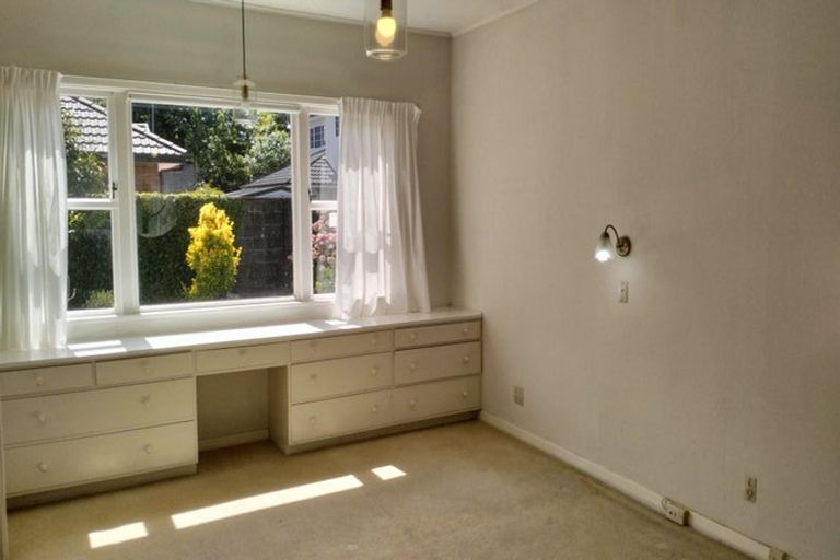 Photo of property in 3 Golf Road, Heretaunga, Upper Hutt, 5018