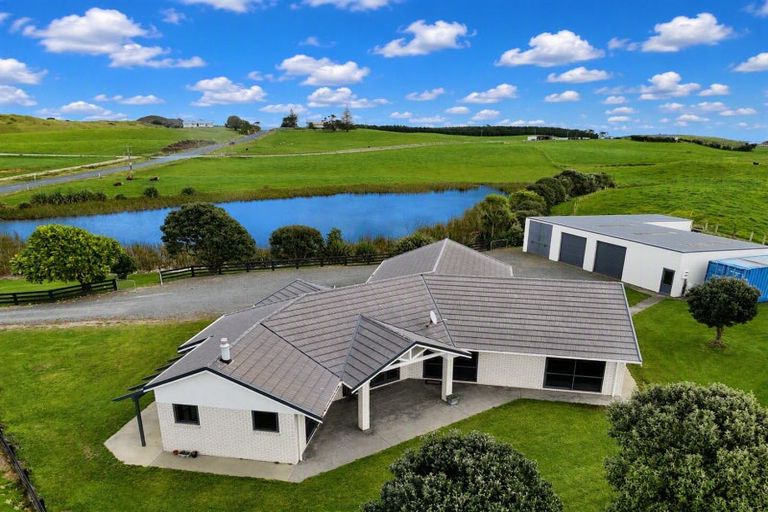 Photo of property in 1200 Redhill Road, Te Kopuru, Dargaville, 0371