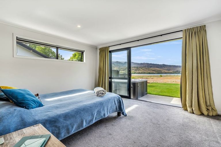 Photo of property in 56 Perriam Place, Mount Pisa, Cromwell, 9383