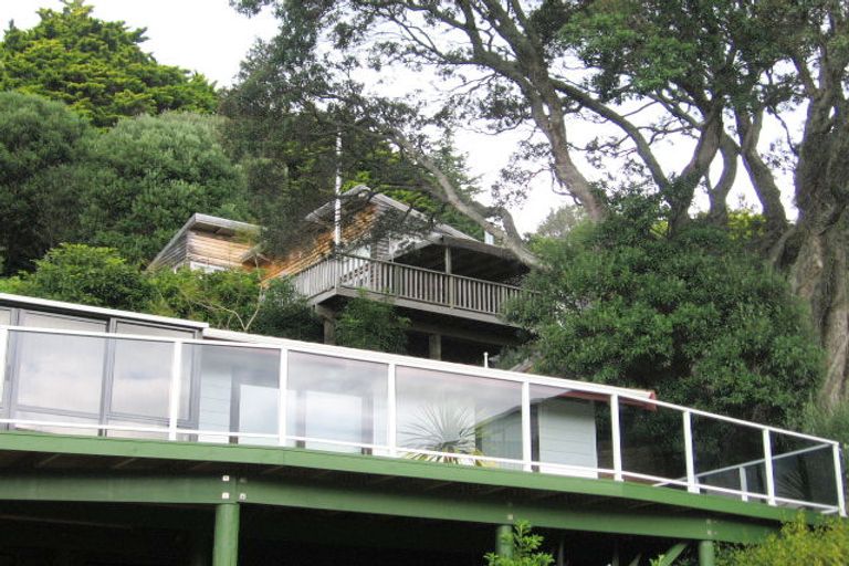 Photo of property in 122b Oratia Place, Onemana, Whangamata, 3691