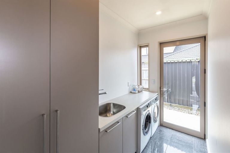 Photo of property in 68 Coolspring Way, Redwood, Christchurch, 8051