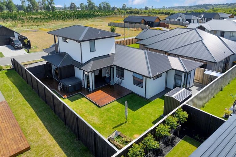 Photo of property in 38 Te Hurunui Drive, Pegasus, 7612