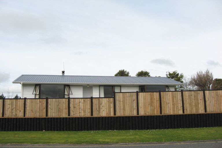 Photo of property in 16 Ngahere Street, Inglewood, 4330