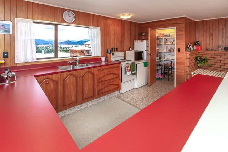 Photo of property in 215 Paku Drive, Tairua, 3508