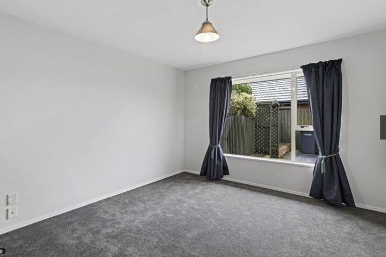 Photo of property in 4/15 Sylvan Street, Hillmorton, Christchurch, 8024