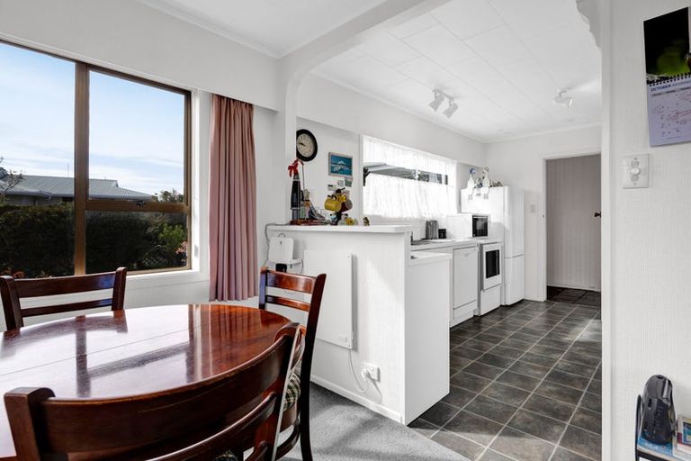 Photo of property in 15 Green Lane, Hawera, 4610