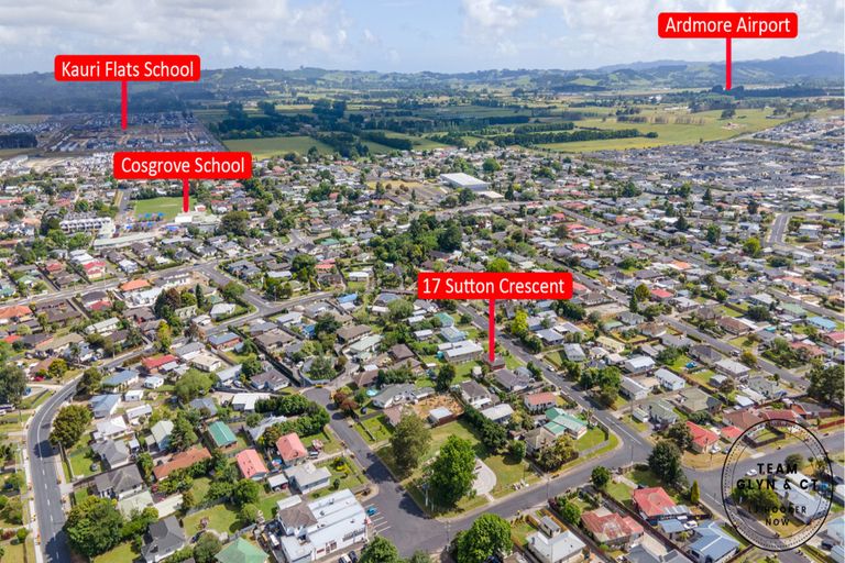 Photo of property in 17 Sutton Crescent, Papakura, 2110