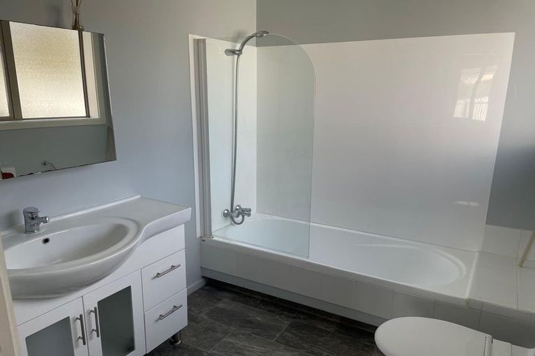 Photo of property in 8-14 Milford Street, Waimate, 7924