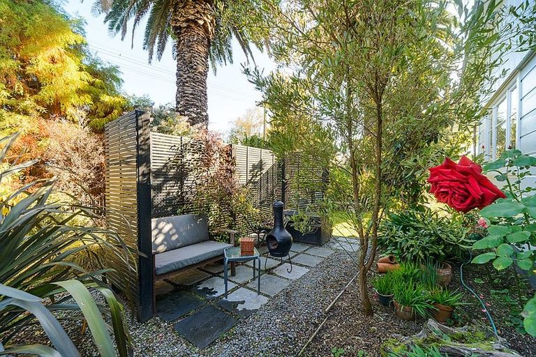 Photo of property in 11 Sinclair Avenue, Highbury, Palmerston North, 4412