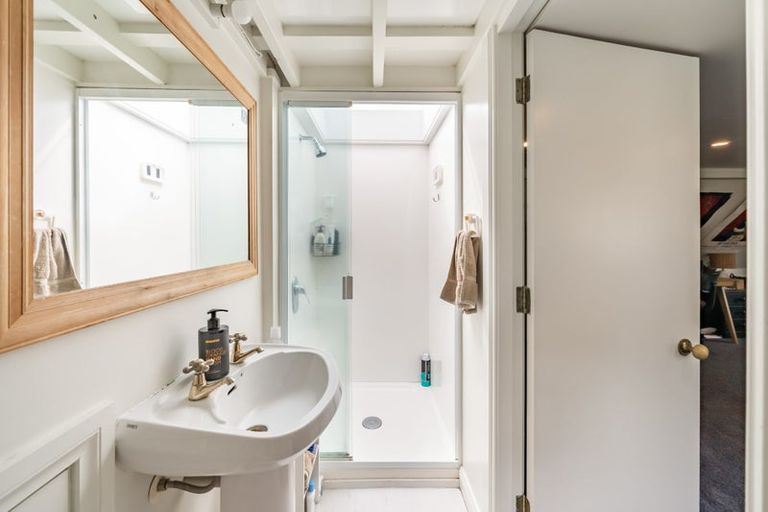 Photo of property in 330 Tinakori Road, Thorndon, Wellington, 6011