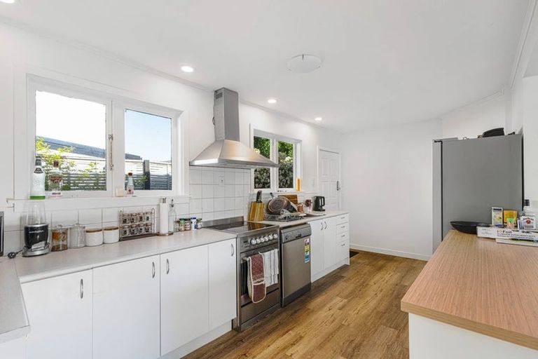 Photo of property in 1/70 Peer Street, Upper Riccarton, Christchurch, 8041