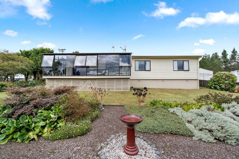 Photo of property in 310 Whananaki Road North, Opuawhanga, Hikurangi, 0181