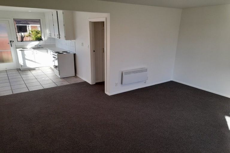 Photo of property in 2/38 Lyndon Street, Riccarton, Christchurch, 8041