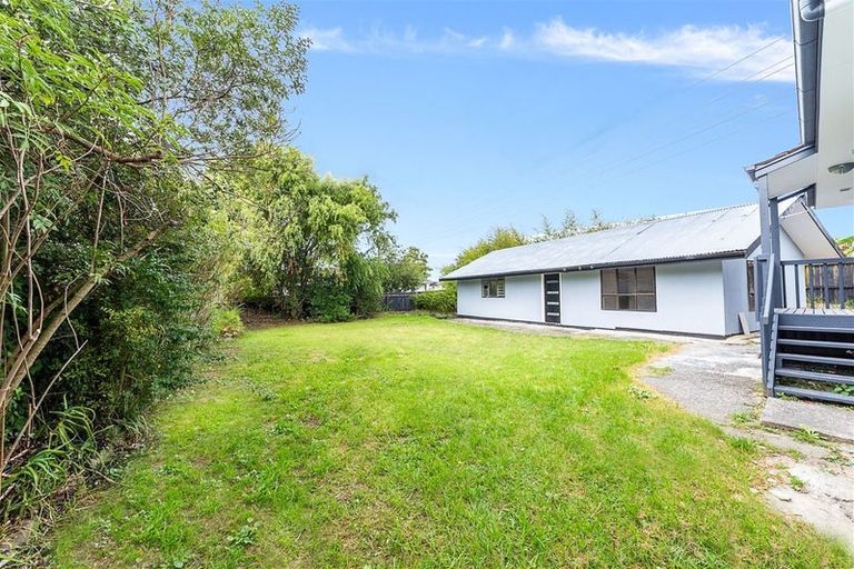 Photo of property in 30 Silverstone Place, Henderson, Auckland, 0612