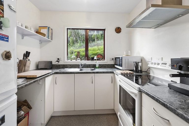 Photo of property in 26 Omapere Street, Waitangirua, Porirua, 5024