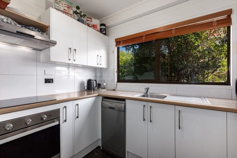 Photo of property in Princeton Gardens, 12/58 Cuba Street, Petone, Lower Hutt, 5012