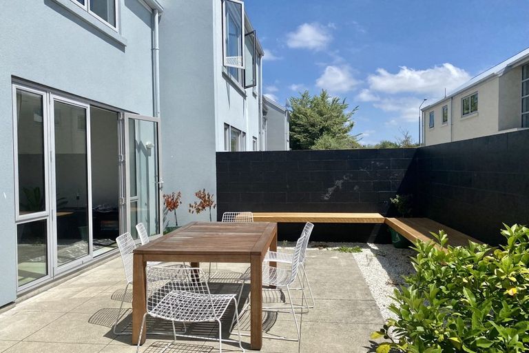 Photo of property in 972c Colombo Street, St Albans, Christchurch, 8014