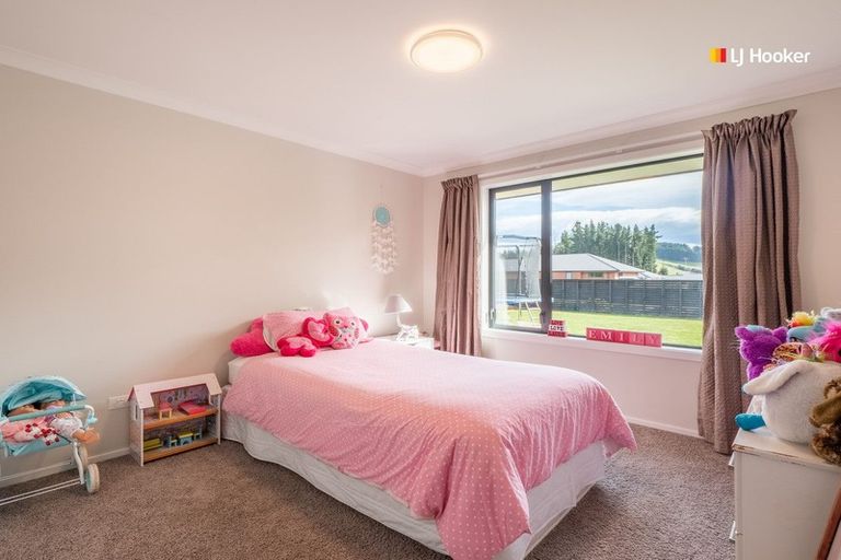 Photo of property in 74 Grandvista Drive, Green Island, Dunedin, 9018