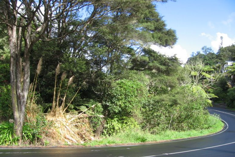 Photo of property in 148 Woodlands Park Road, Titirangi, Auckland, 0604