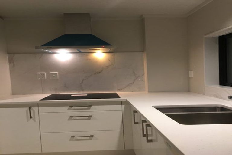 Photo of property in 64 Mayfair Crescent, Mairangi Bay, Auckland, 0630