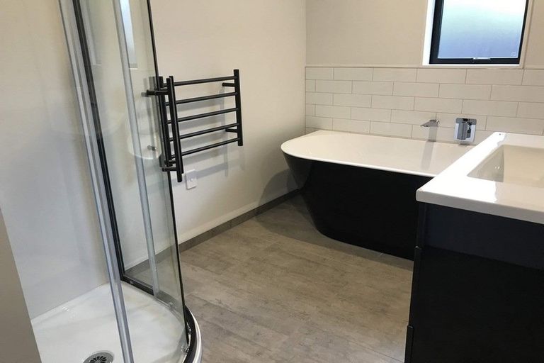 Photo of property in 57a Sullivan Avenue, Woolston, Christchurch, 8023