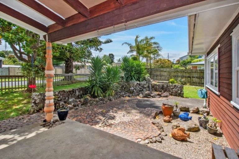Photo of property in 1 Adams Place, Te Kamo, Whangarei, 0112