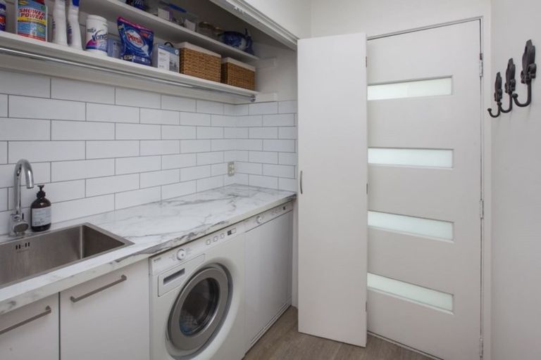 Photo of property in 121 Condell Avenue, Papanui, Christchurch, 8053