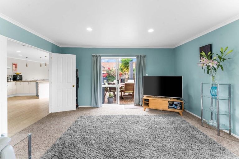 Photo of property in 311 Gravatt Road, Papamoa Beach, Papamoa, 3118