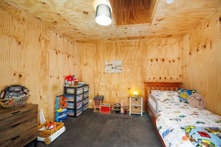 Photo of property in 359 Newbury Line, Bunnythorpe, Palmerston North, 4478