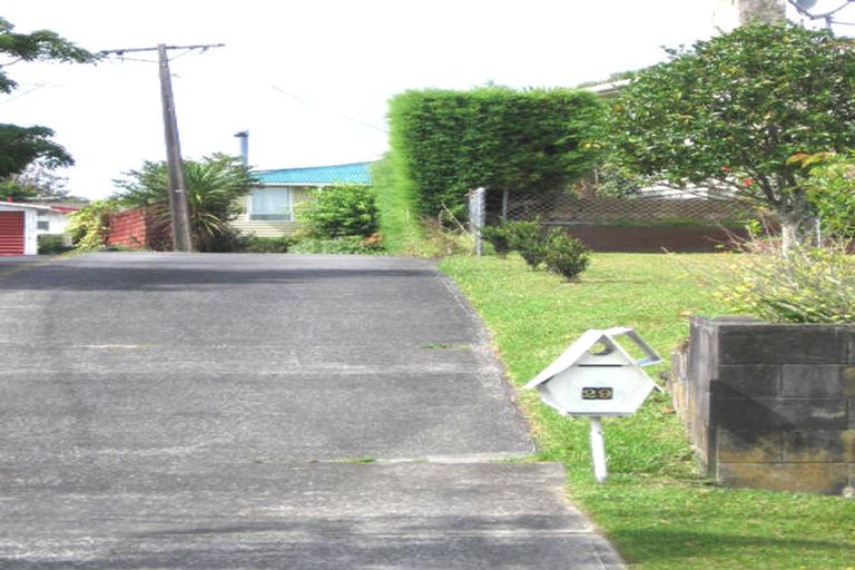Photo of property in 29 Vera Road, Te Atatu South, Auckland, 0610