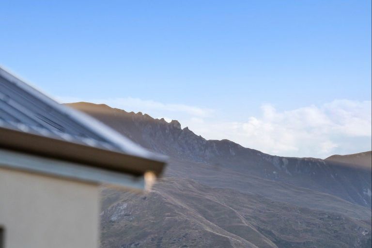 Photo of property in 11 Packer Road, Wanaka, 9382