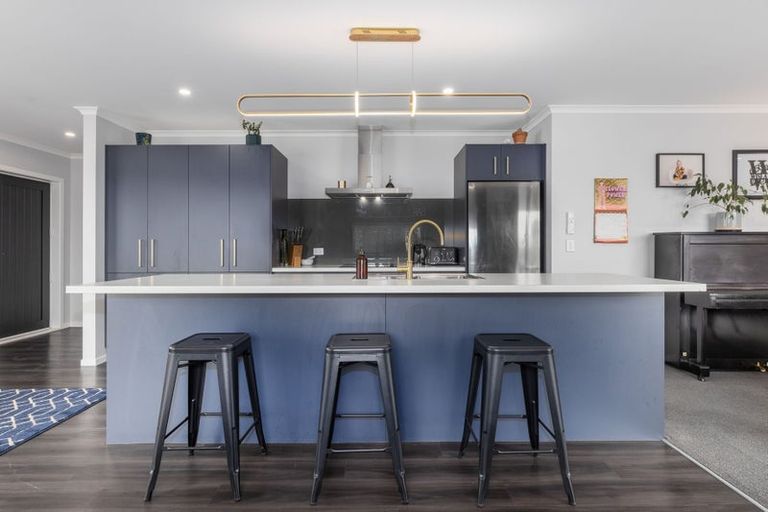 Photo of property in 64 Toi Street, Otaki Beach, Otaki, 5512