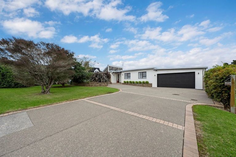 Photo of property in 49 Kurnell Drive, Botany Downs, Auckland, 2010