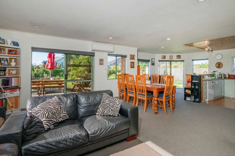 Photo of property in 36 Springbok Avenue, Whitianga, 3510