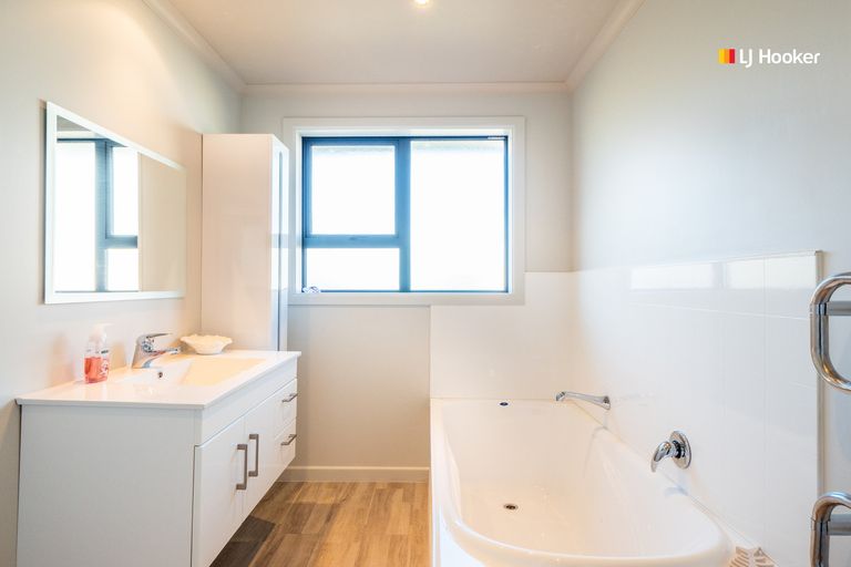 Photo of property in 7 Holyport Close, Fairfield, Dunedin, 9018