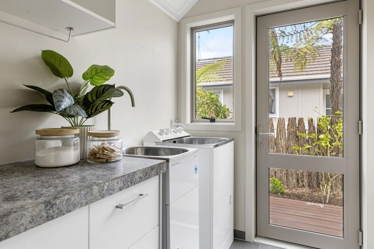 Photo of property in 2/745 Acacia Bay Road, Acacia Bay, Taupo, 3330