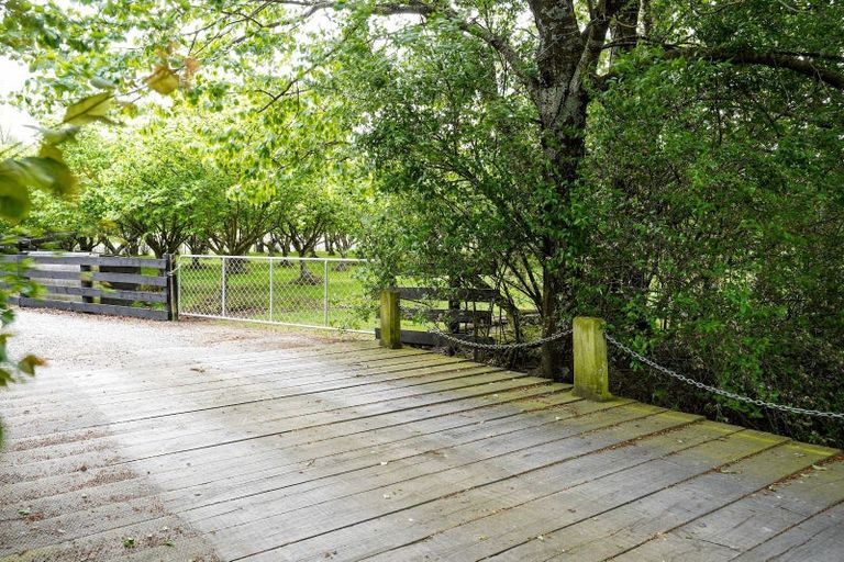 Photo of property in 152 Deans Road, Darfield, 7571