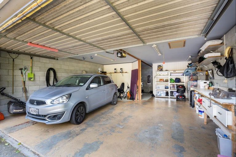 Photo of property in 369 Mangorei Road, Merrilands, New Plymouth, 4312