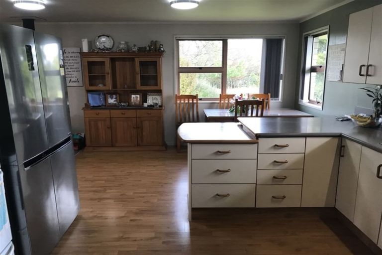 Photo of property in 39 Knorp Street, Halcombe, Feilding, 4779